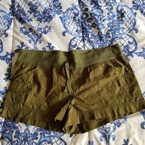 Op shorts